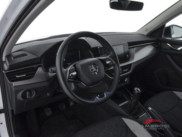 SKODA KAMIQ 1.5 TSI BLACK DOTS 150CV - foto 8