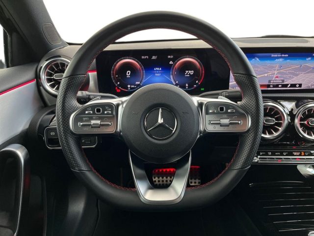 MERCEDES-BENZ A 200 D AUTOMATIC PREMIUM NIGHT EDITIO - foto 11