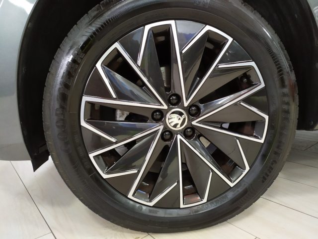 SKODA KAMIQ 1.0 TSI 115 CV BLACK DOTS - foto 9