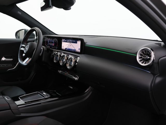 MERCEDES-BENZ A 180 AUTOMATIC AMG LINE *PROMO PARISI - foto 12