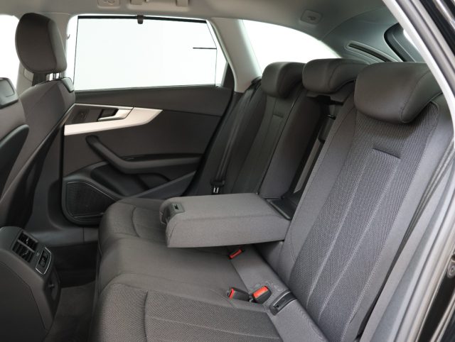 AUDI A4 AVANT 35 TFSI S TRONIC S LINE *P - foto 10