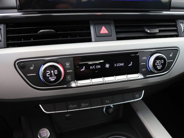 AUDI A4 AVANT 35 TFSI S TRONIC S LINE *P - foto 18