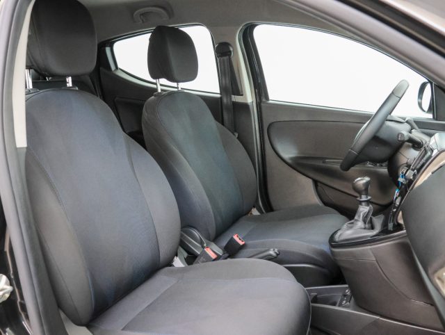 LANCIA YPSILON 1.0 FIREFLY 5P HYBRID MARYNE *PR - foto 11