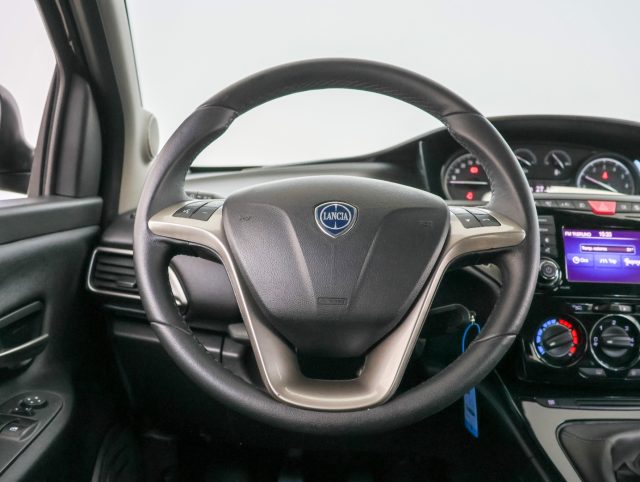 LANCIA YPSILON 1.0 FIREFLY 5P HYBRID MARYNE *PR - foto 14
