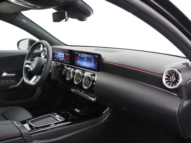 MERCEDES-BENZ A 180 AUTOMATIC AMG LINE *PROMO PARISI - foto 12