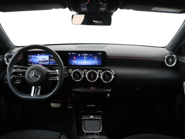 MERCEDES-BENZ A 180 AUTOMATIC AMG LINE *PROMO PARISI - foto 13