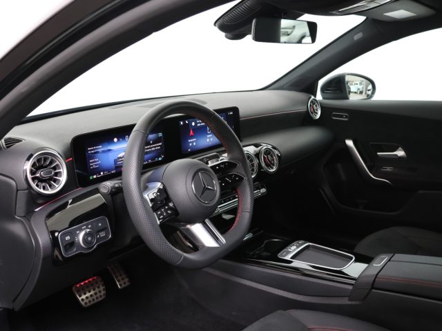 MERCEDES-BENZ A 180 AUTOMATIC AMG LINE *PROMO PARISI - foto 9
