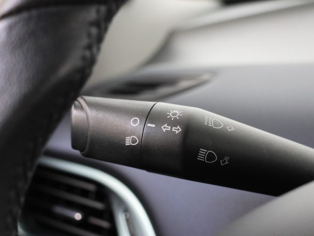 LANCIA YPSILON 1.0 FIREFLY HYBRID PLATINO *PROM - foto 23