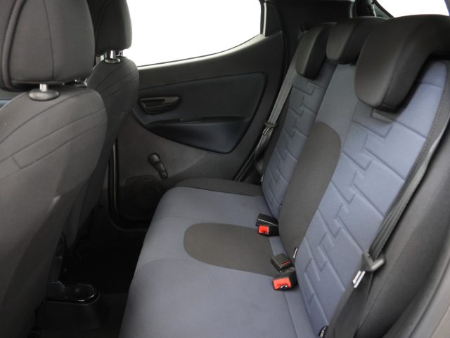 LANCIA YPSILON 1.0 FIREFLY HYBRID PLATINO *PROM - foto 10