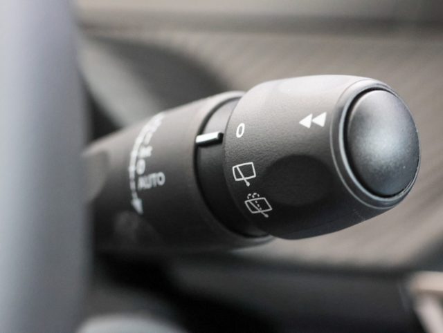 PEUGEOT 208 HYBRID 110CV E-DCS6 ALLURE *PROM - foto 25
