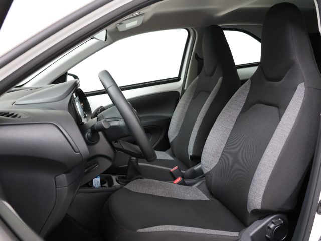 TOYOTA AYGO X 1.0 72CV PLAY *PROMO PARISI GROU - foto 8