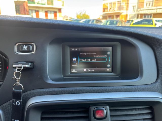 VOLVO V40 1.6 D2 - foto 10