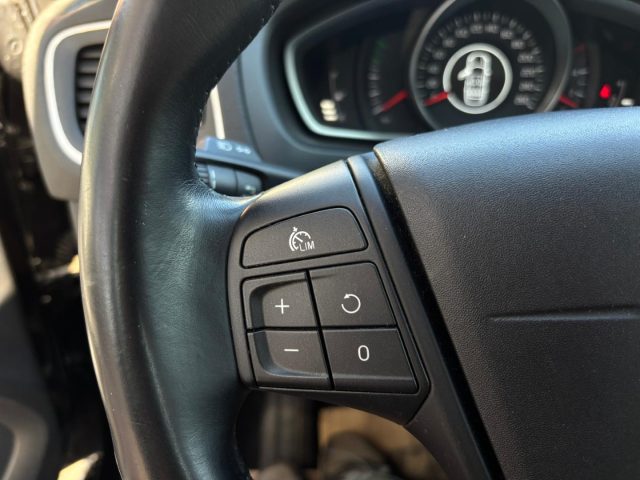 VOLVO V40 1.6 D2 - foto 14