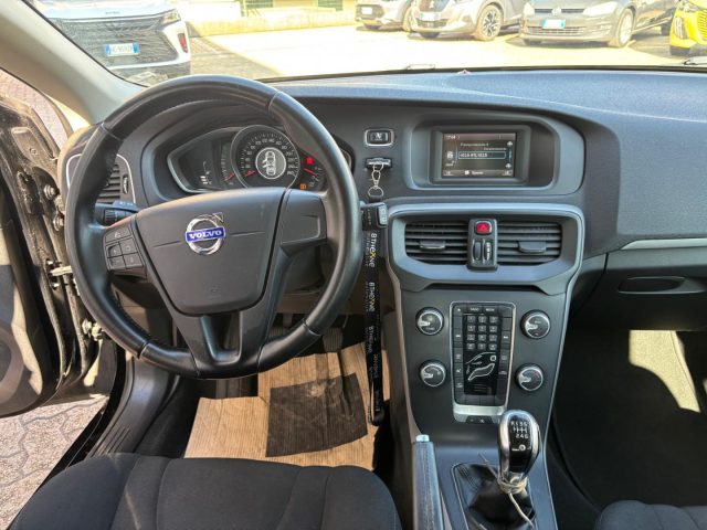 VOLVO V40 1.6 D2 - foto 17