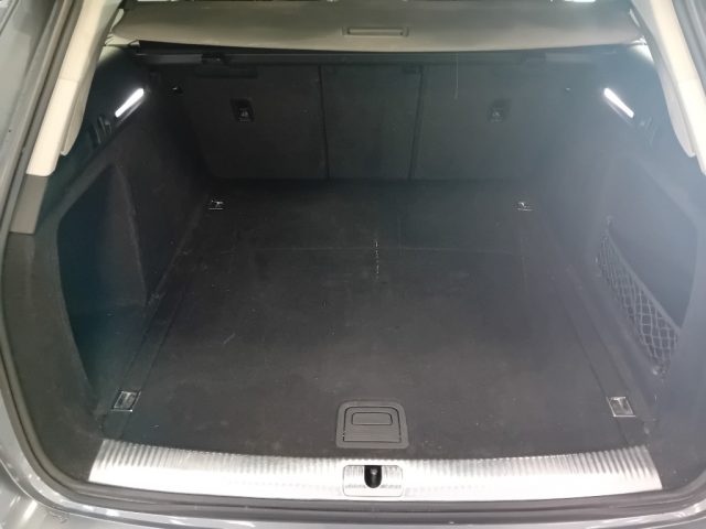 AUDI A4 AVANT 2.0 TDI 190 CV QUATTRO - foto 11