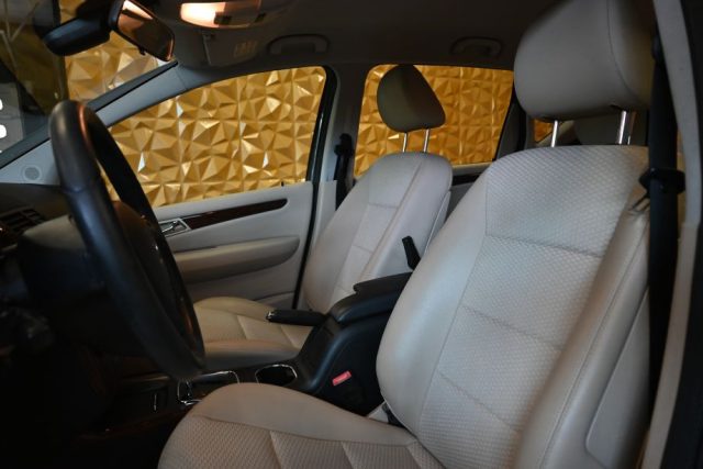 MERCEDES-BENZ A 180 CDI AUTOMATIC SPORT CRUISE IDEAL - foto 23