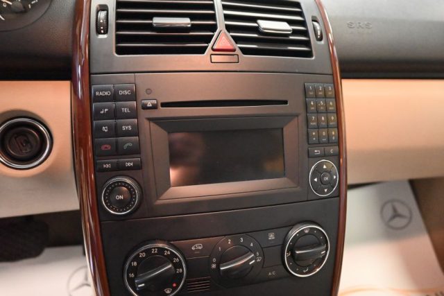 MERCEDES-BENZ A 180 CDI AUTOMATIC SPORT CRUISE IDEAL - foto 41