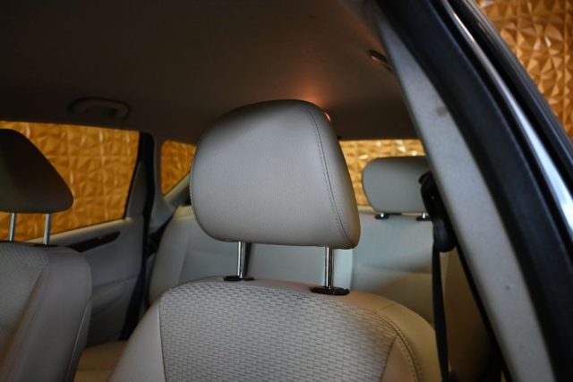 MERCEDES-BENZ A 180 CDI AUTOMATIC SPORT CRUISE IDEAL - foto 44