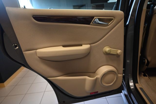 MERCEDES-BENZ A 180 CDI AUTOMATIC SPORT CRUISE IDEAL - foto 47