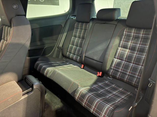 VOLKSWAGEN GOLF 2.0 TSI 3P. GTI - foto 13
