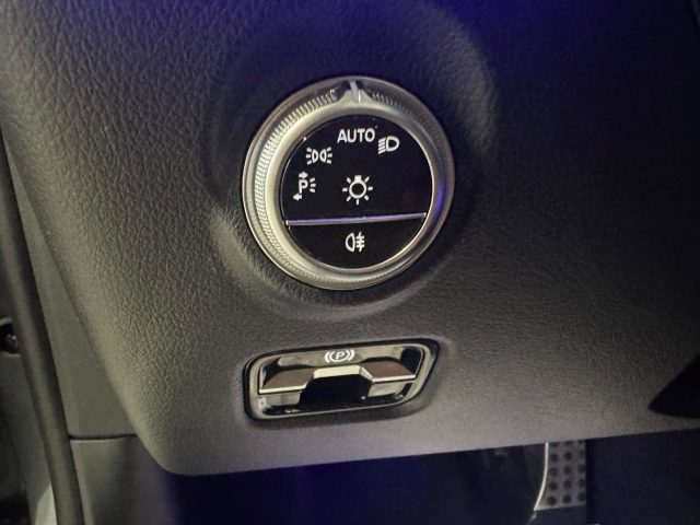 MERCEDES-BENZ C 220 D MILD HYBRID S.W. 4MATIC AMG LI - foto 19
