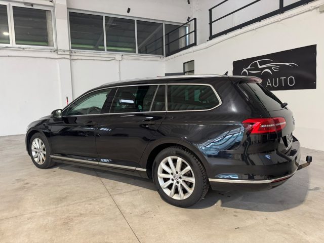 VOLKSWAGEN PASSAT 2.0 TDI EXECUTIVE BLUEMOTION TEC - foto 6
