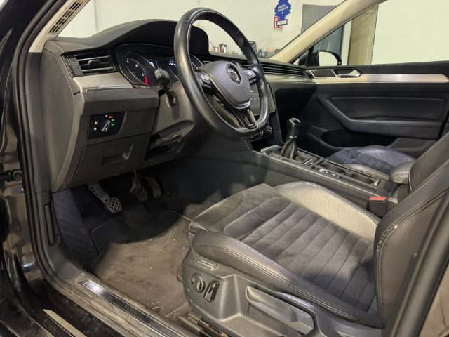 VOLKSWAGEN PASSAT 2.0 TDI EXECUTIVE BLUEMOTION TEC - foto 10