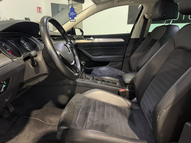 VOLKSWAGEN PASSAT 2.0 TDI EXECUTIVE BLUEMOTION TEC - foto 11