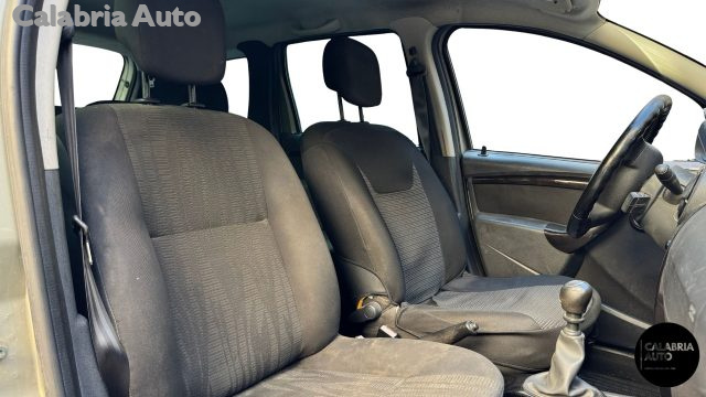 DACIA DUSTER 1.5 DCI 110CV 4X4 LAURÉATE - foto 11