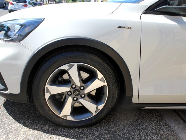 FORD FOCUS ACTIVE 1.5ECOBLU 120CV NAVI CAM  - foto 32