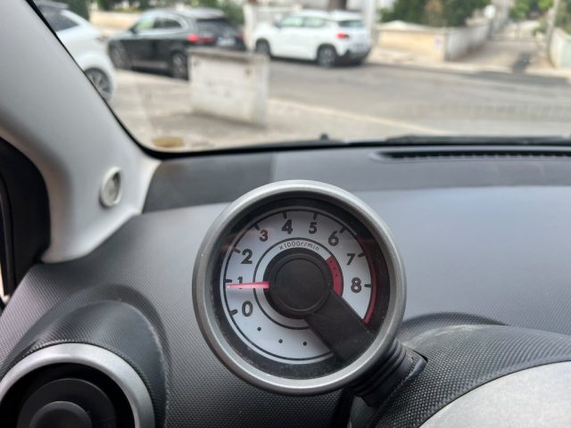 TOYOTA AYGO 1.0 12V 5 PORTE AUTO - foto 19