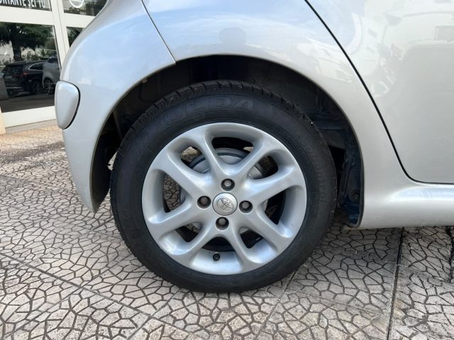 TOYOTA AYGO 1.0 12V 5 PORTE AUTO - foto 10