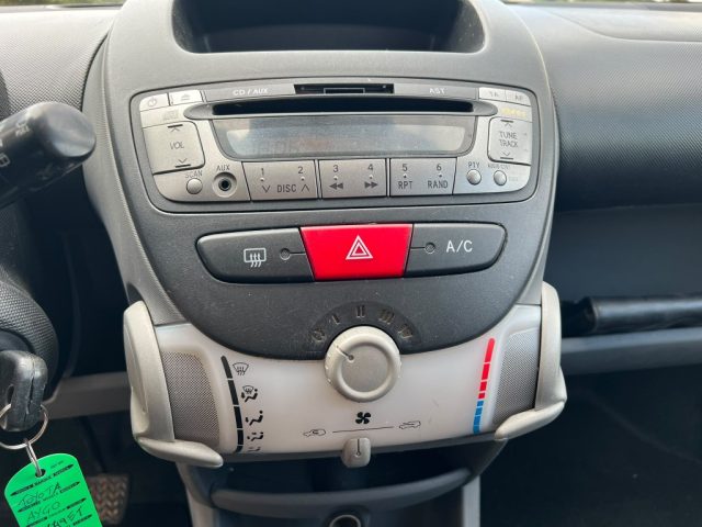TOYOTA AYGO 1.0 12V 5 PORTE AUTO - foto 20