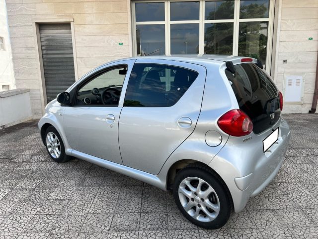 TOYOTA AYGO 1.0 12V 5 PORTE AUTO - foto 6