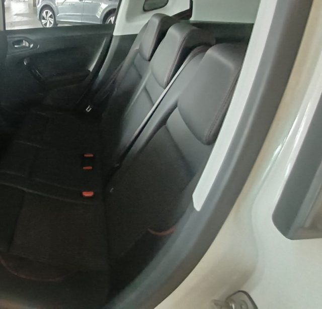 PEUGEOT 2008 1° SERIE PURETECH TURBO 110 EAT6 - foto 6