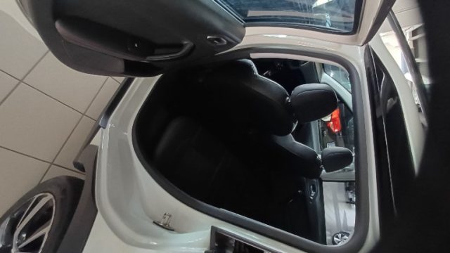 PEUGEOT 2008 1° SERIE PURETECH TURBO 110 EAT6 - foto 8
