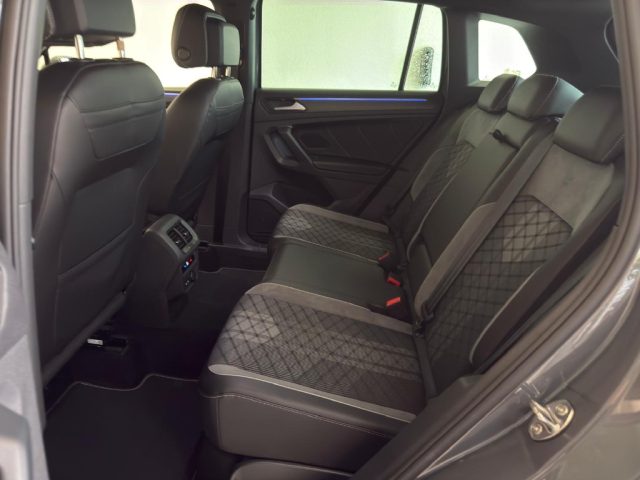 VOLKSWAGEN TIGUAN 1.5 TSI 150 CV DSG ACT R-LINE - foto 13