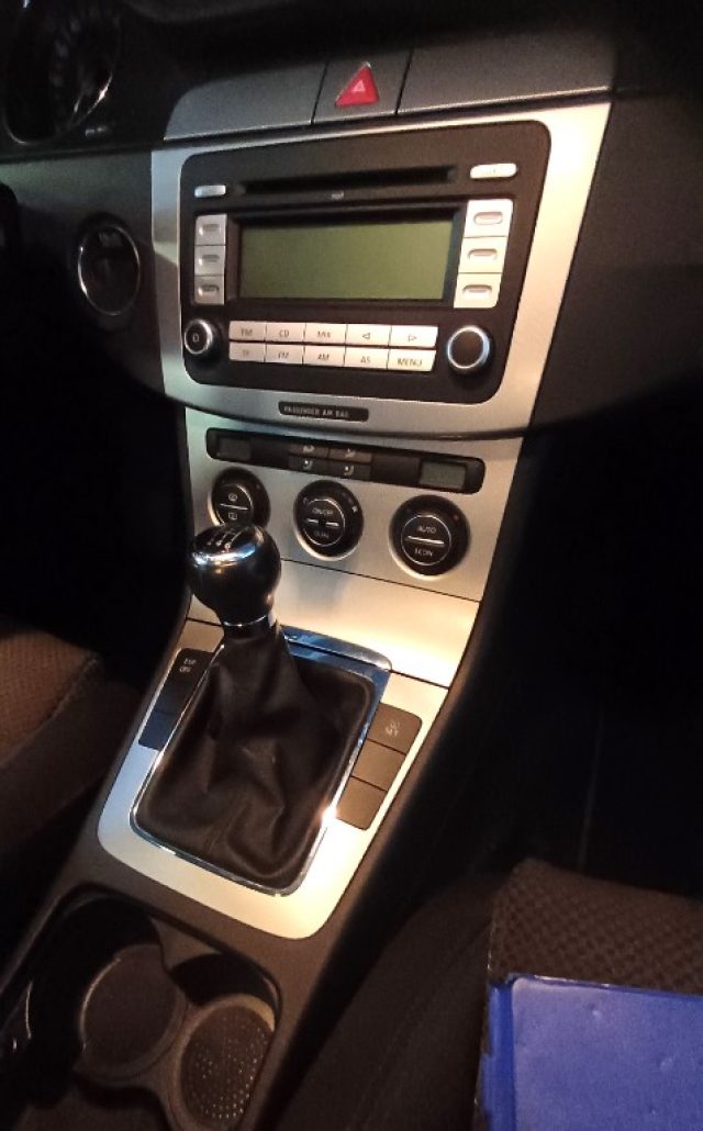 VOLKSWAGEN PASSAT 2.0 16V TDI 4MOT. VAR. - foto 15