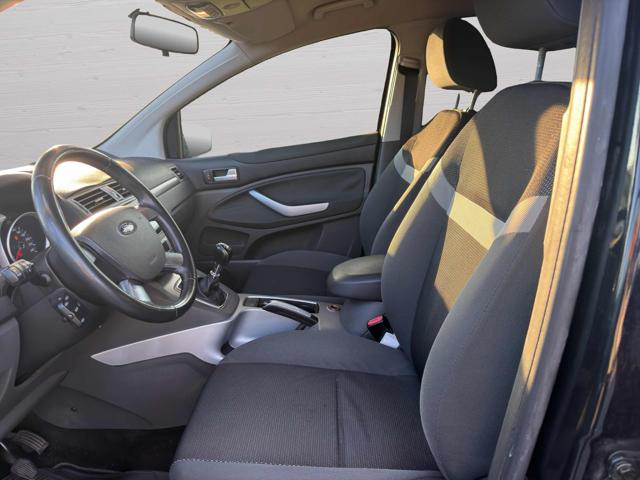 FORD KUGA + 2.0 TDCI 140 CV 2WD DPF - foto 9