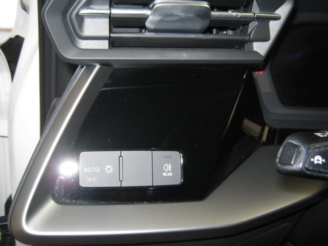 AUDI A3 SPB 30 G-TRON S TRONIC BUSINESS - foto 13