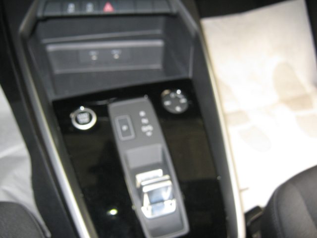 AUDI A3 SPB 30 G-TRON S TRONIC BUSINESS - foto 14
