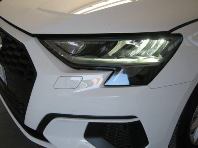 AUDI A3 SPB 30 G-TRON S TRONIC BUSINESS - foto 21