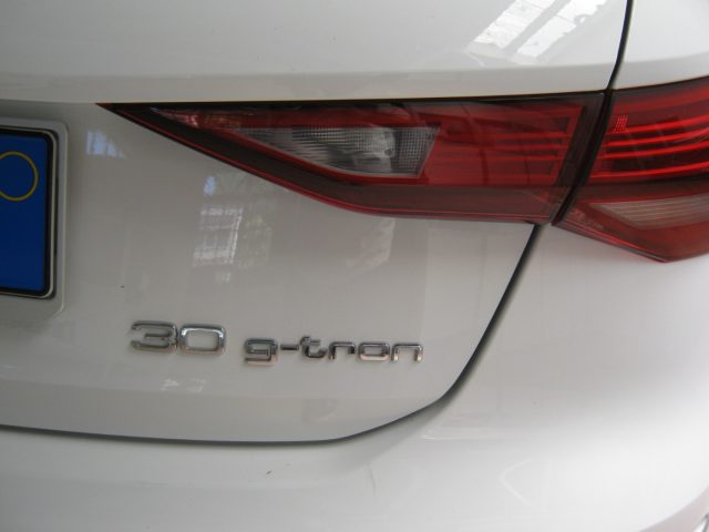 AUDI A3 SPB 30 G-TRON S TRONIC BUSINESS - foto 12