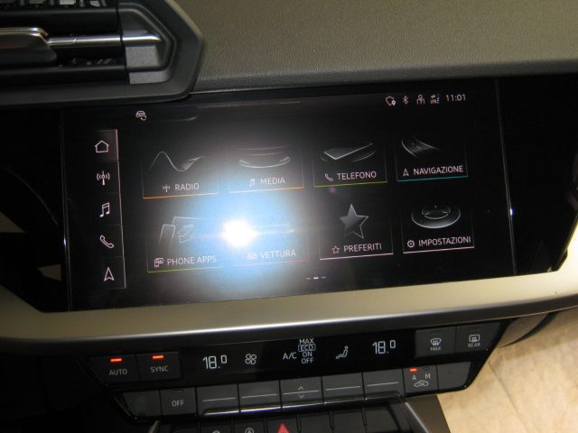 AUDI A3 SPB 30 G-TRON S TRONIC BUSINESS - foto 17