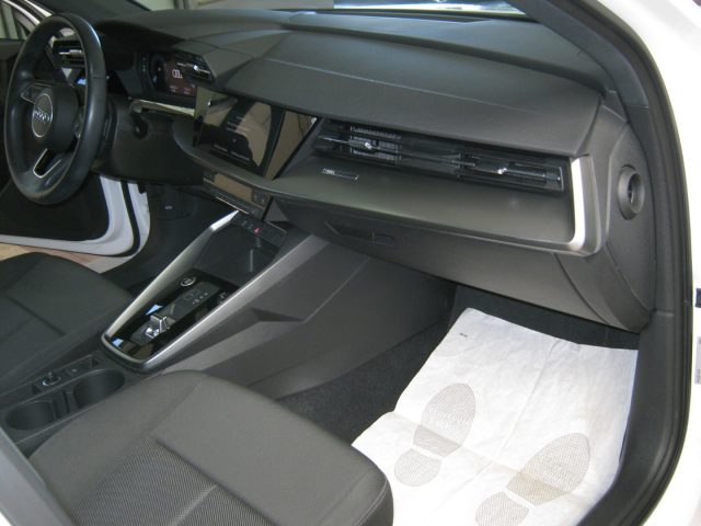AUDI A3 SPB 30 G-TRON S TRONIC BUSINESS - foto 6