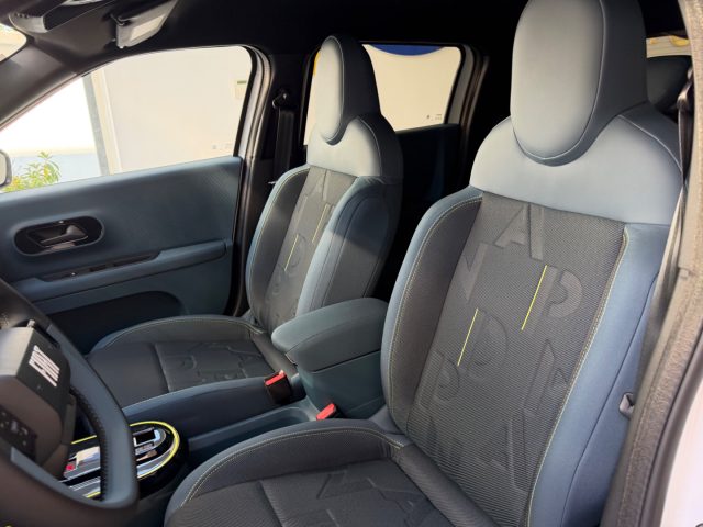 FIAT GRANDE PANDA 1.2 HYBRID 110 CV S&S ICON TUA D - foto 33