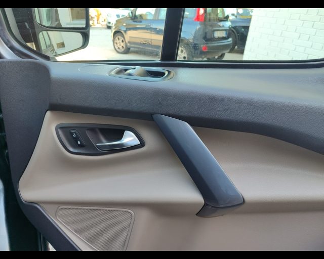 FORD TOURNEO CUSTOM 310 2.0 TDCI 130CV PC TITANIUM - foto 19