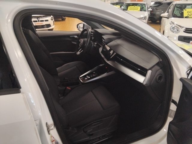 AUDI A3 SPORTBACK 30 TDI S TR. BUSINESS  - foto 13