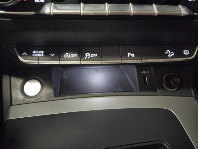 AUDI Q5 SPORTBACK 40 TDI QUATT S TR. S L - foto 31