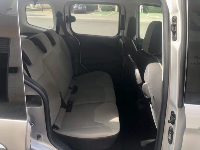 FORD TOURNEO COURIER 1.6 TDCI 95 CV TITANIUM - foto 9